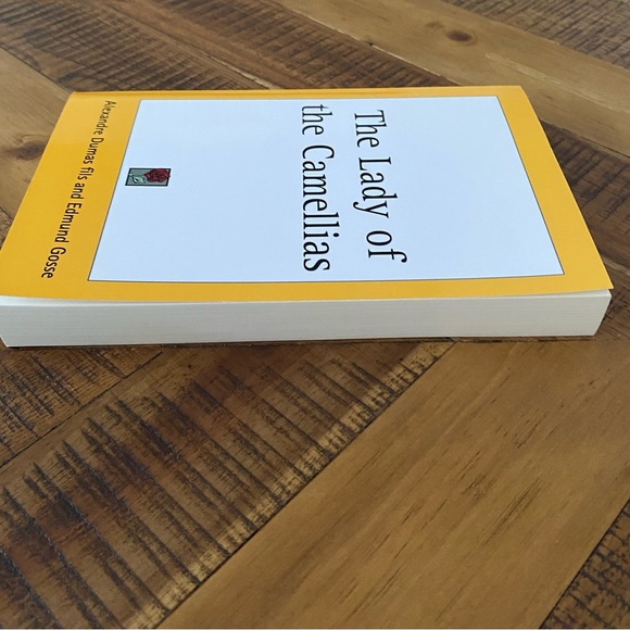 📚3/15$📚 The Lady of the Camellias - Picture 3 of 4